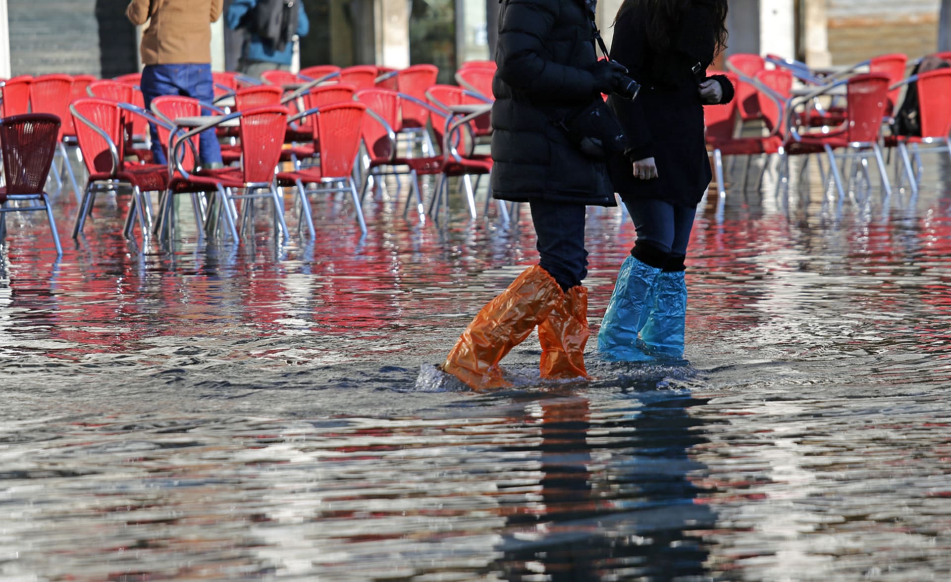 Lidé v Benátkách jsou už na záplavy zvyklí