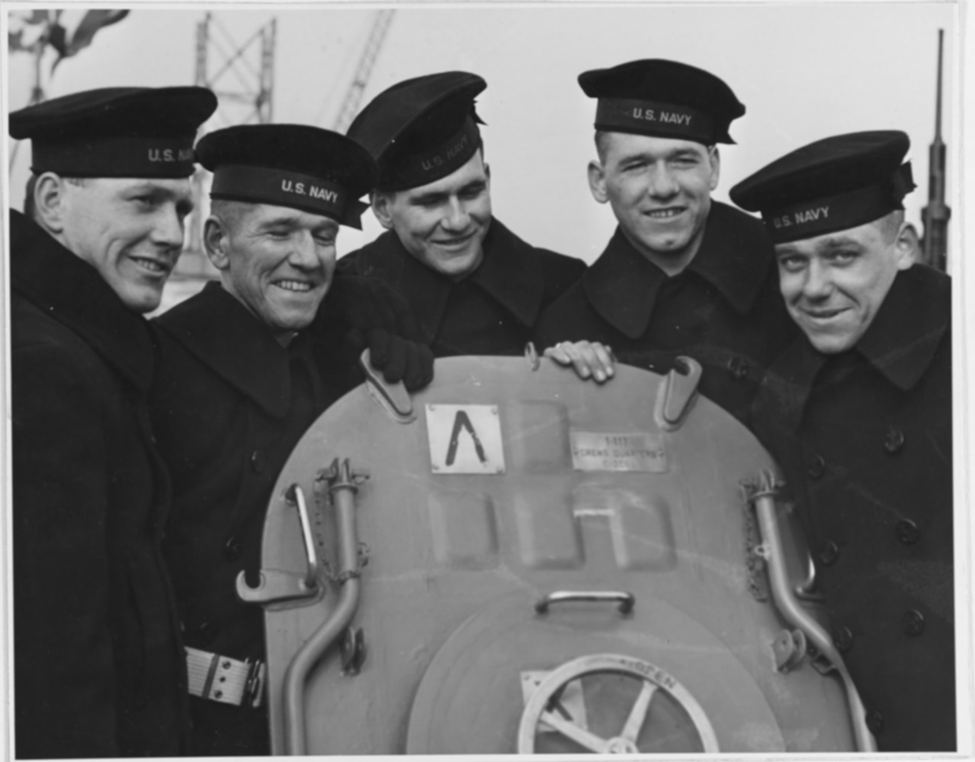 Pět bratrů Sullivanových sloužilo na USS Juneau. Všichni zahynuli v pátek 13. listopadu 1942