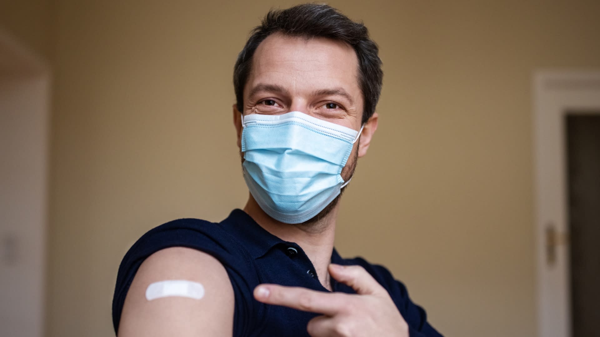Do Česka se blíží pátá vakcína proti covidu