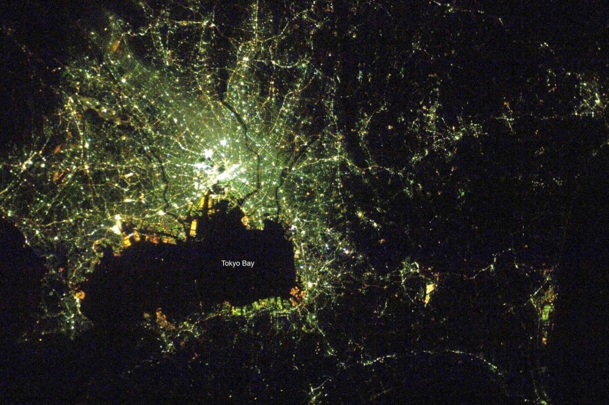 Tokio  v noci