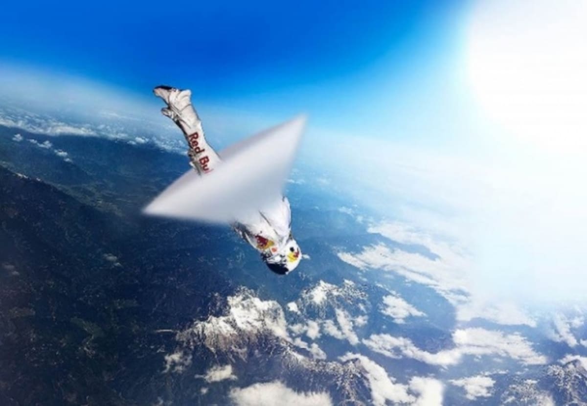 Skok Felixe Baumgartnera z vesmíru