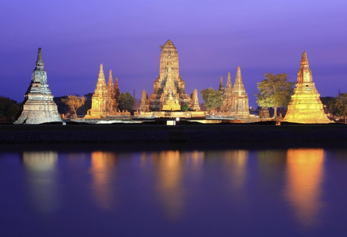 Je to jeden z nejznámějších chrámů v Ayutthaya a hlavní turistická atrakce.