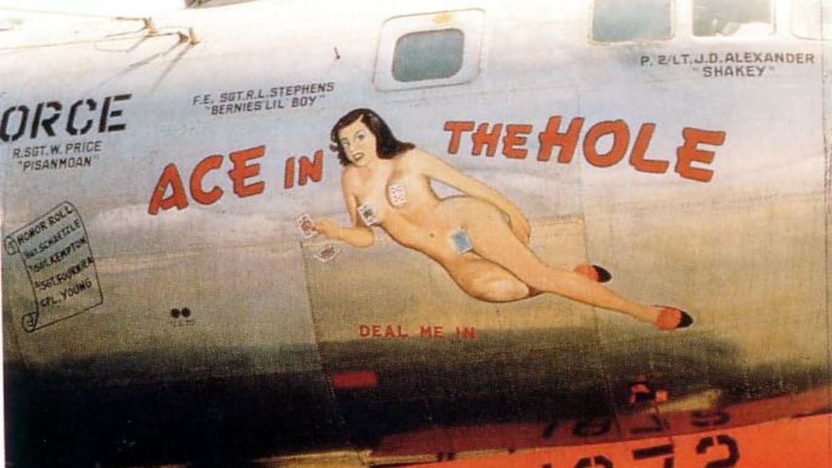 Nahotinky na vojenských letadlech měly stejný smysl jako Věstonická Venuše - Obrázek 2