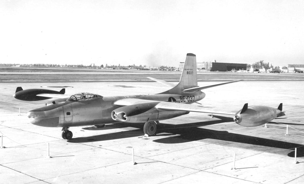 Americké tornádo B-45  - Obrázek 7