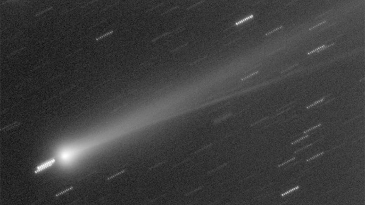 Nejnovější fotografie komety ISON