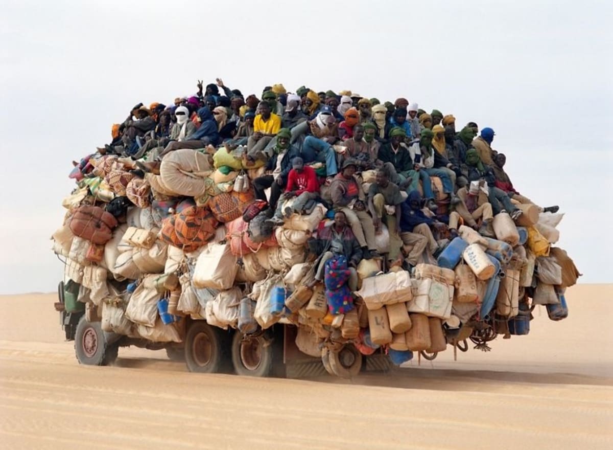 GALERIE: Nejpřetíženější vozidla světa najdete v Africe a Asii - Obrázek 6
