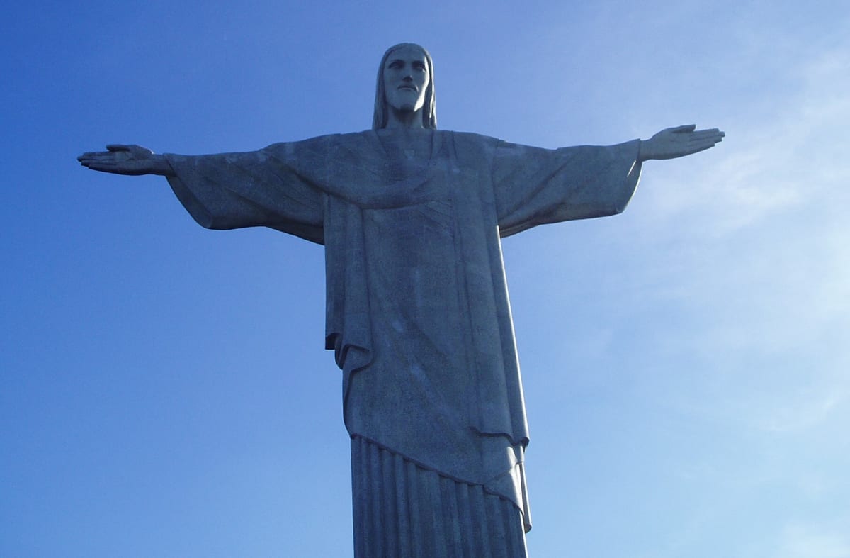 Ježíš shlížející na Rio de Janeiro