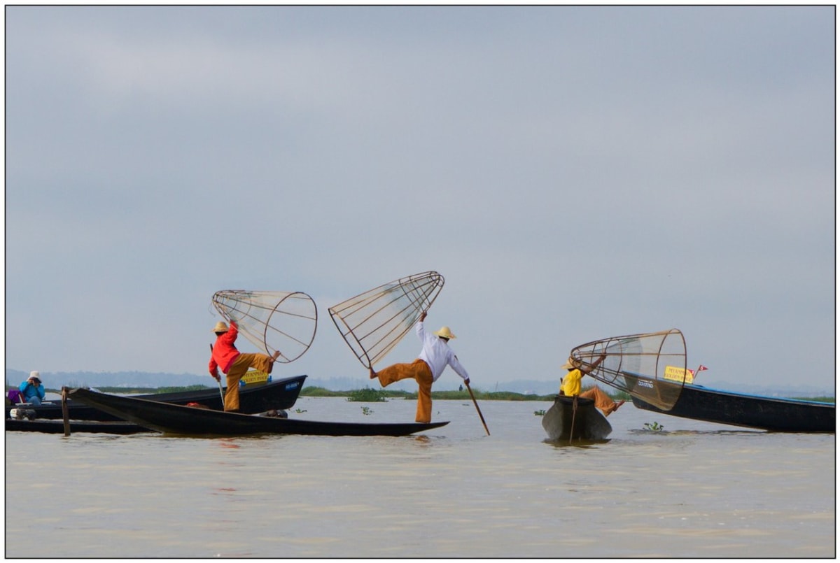 Občas rybáři za peníze i pózují - nový způsob výdělku
