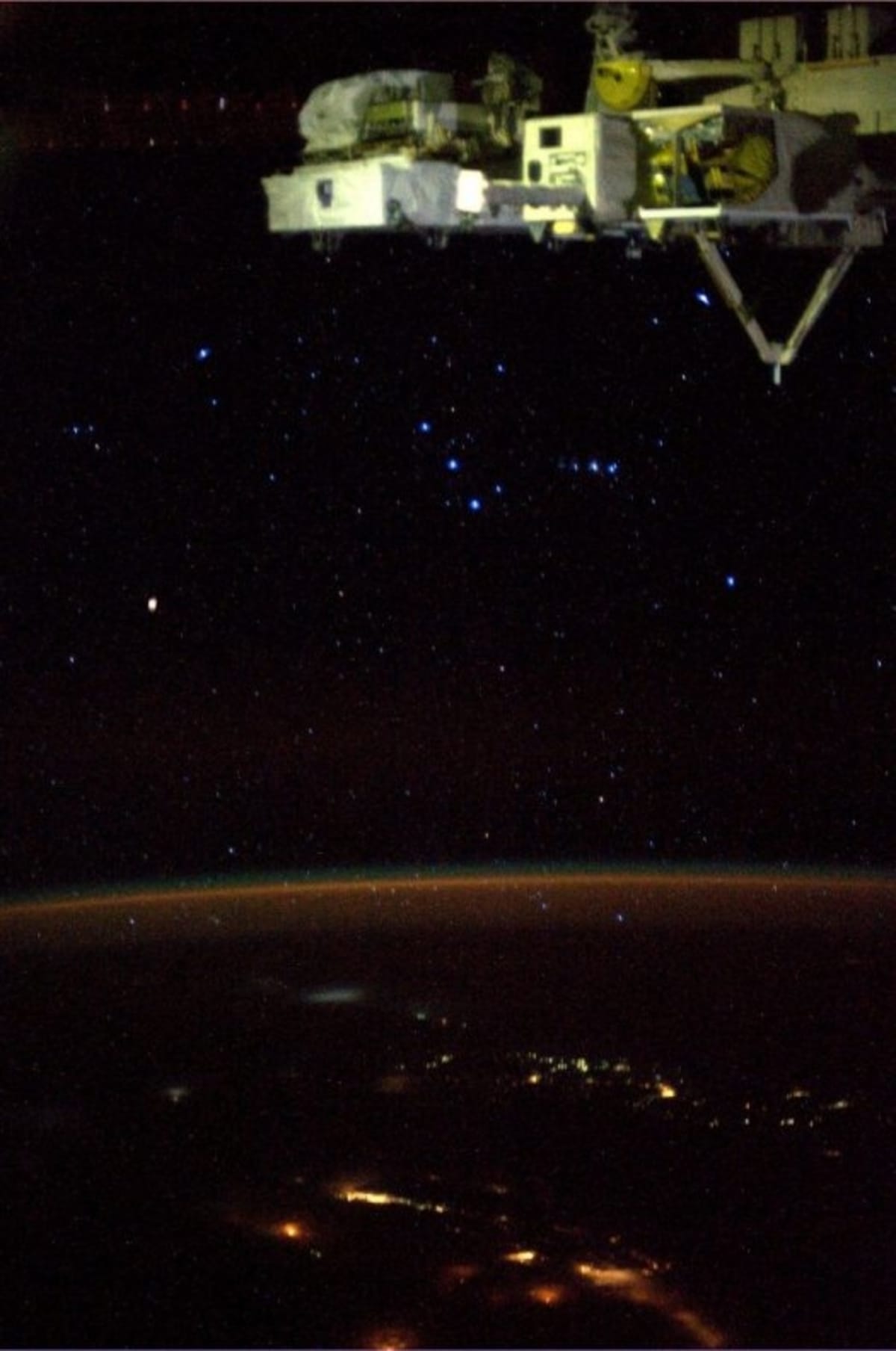 15. srpna vyfotila astronautka takhle soihvězdí Orion - ze Země takhle hezky vidět není, co?