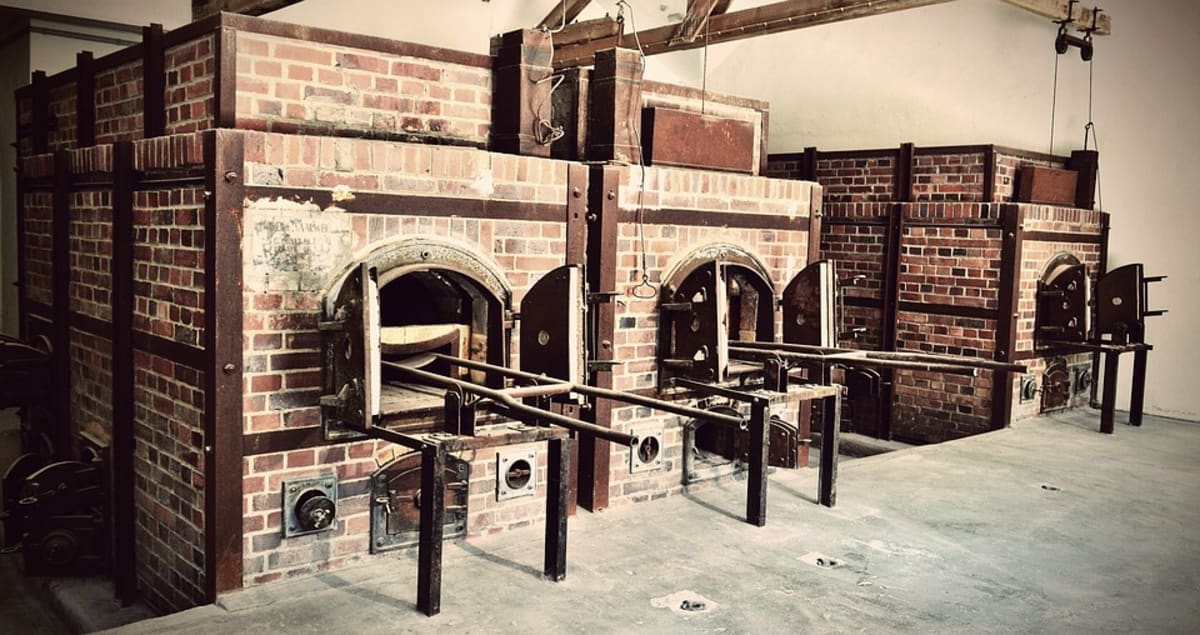 Pece v Dachau