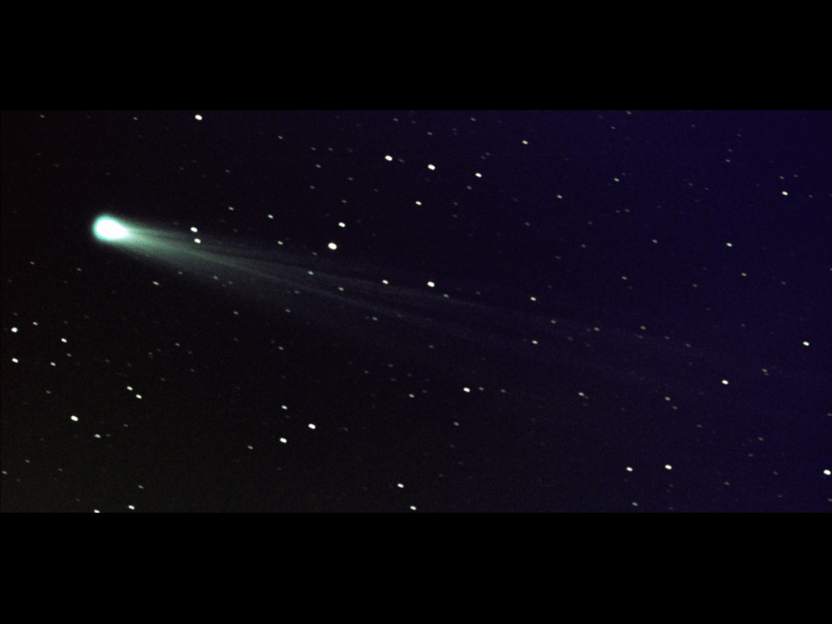 Kometa ISON mizí před očima
