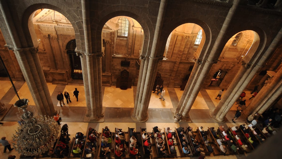 Vzácný pohled z ochozu katedrály v Santiagu de Compostela
