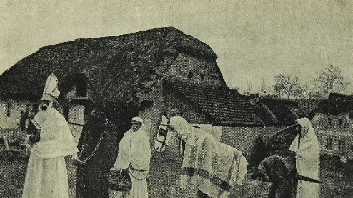 Svatý Mikuláš a čert v roce 1910