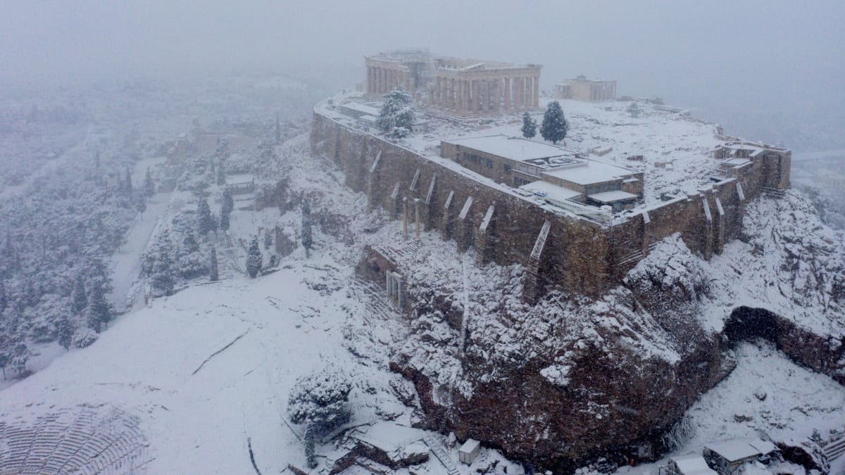 Sněhová nadílka v řecké Akropoli