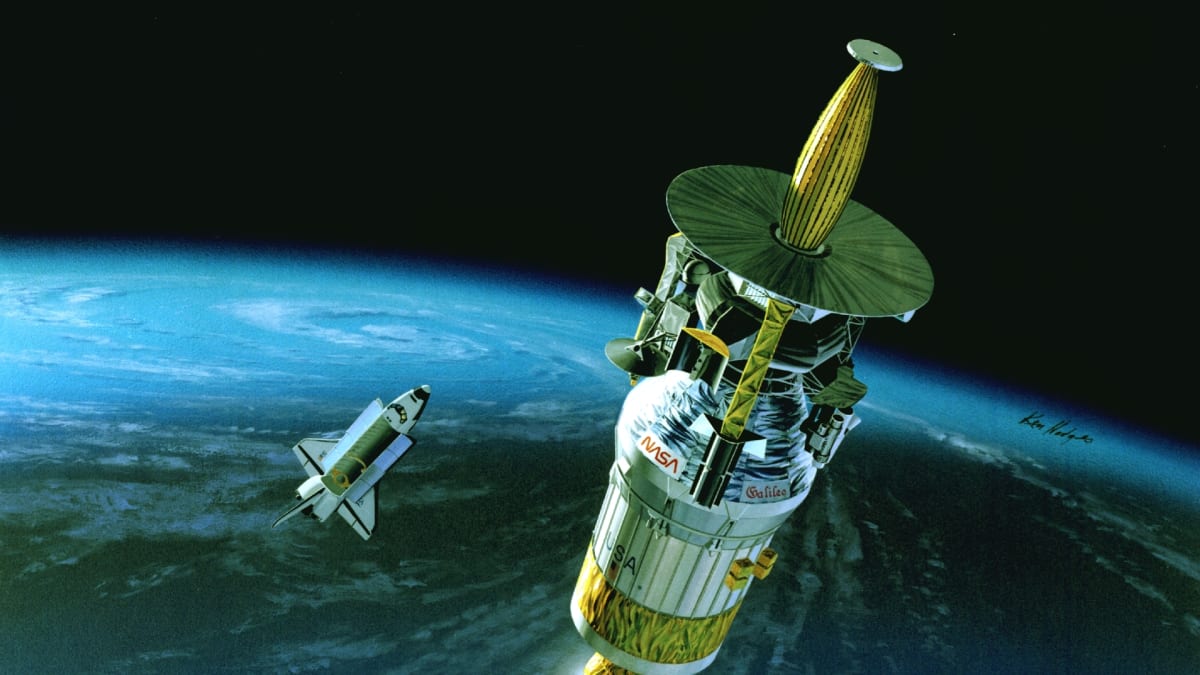 Družice Galileo a americký raketoplán v pozadí