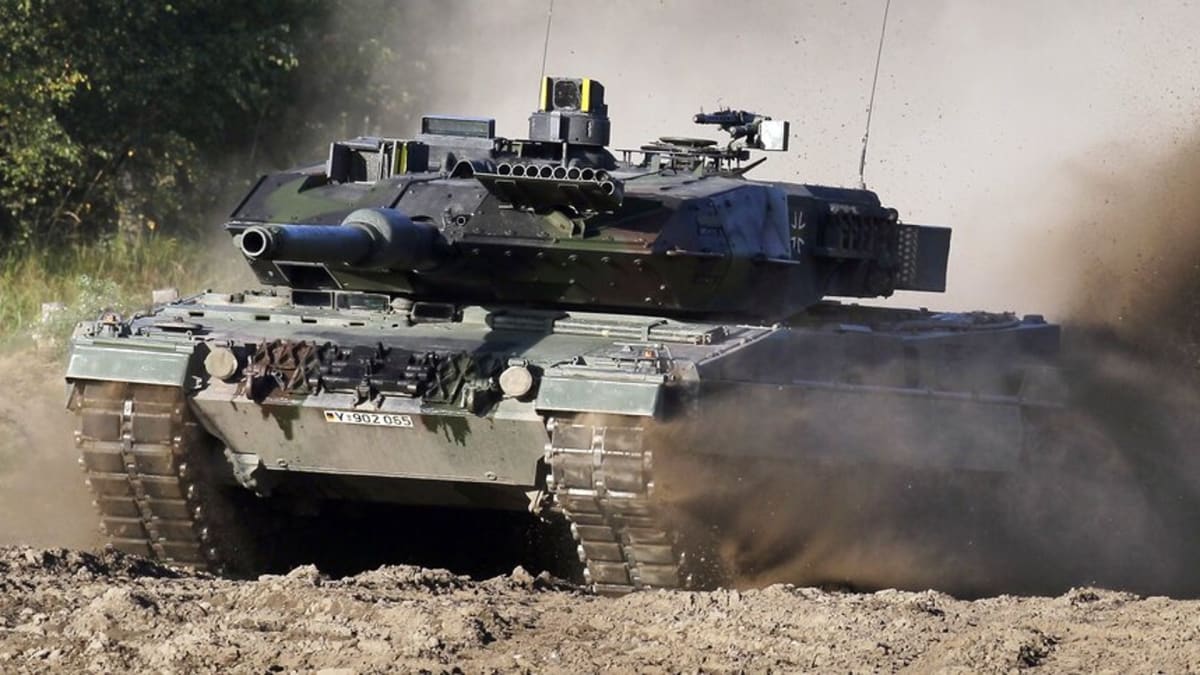Ruským okupantům se povedlo zdemolovat několik kusů ukrajinské těžké techniky, například i německý tank Leopard 2. (Ilustrační foto)