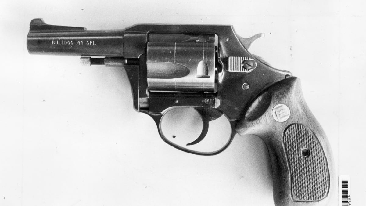 revolver Bulldog ráže 44