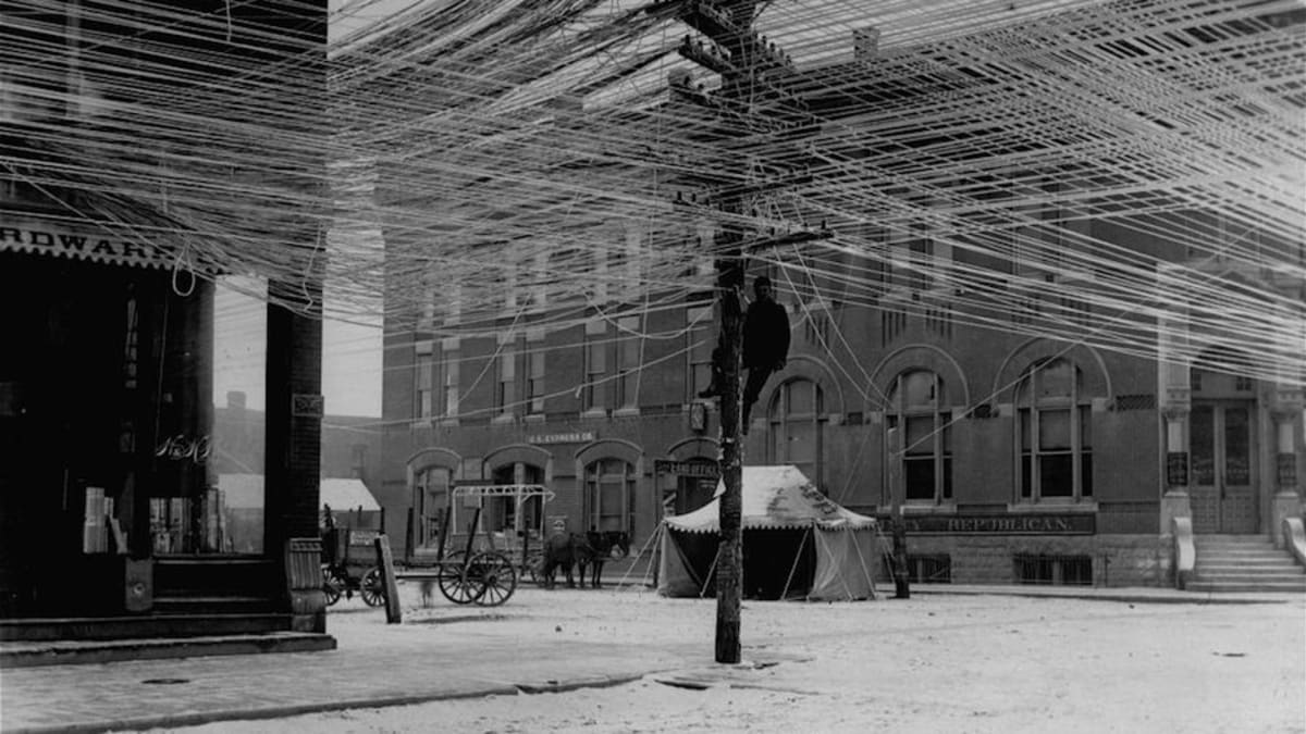 Šílené elektrické vedení na konci 19.století - Obrázek 1