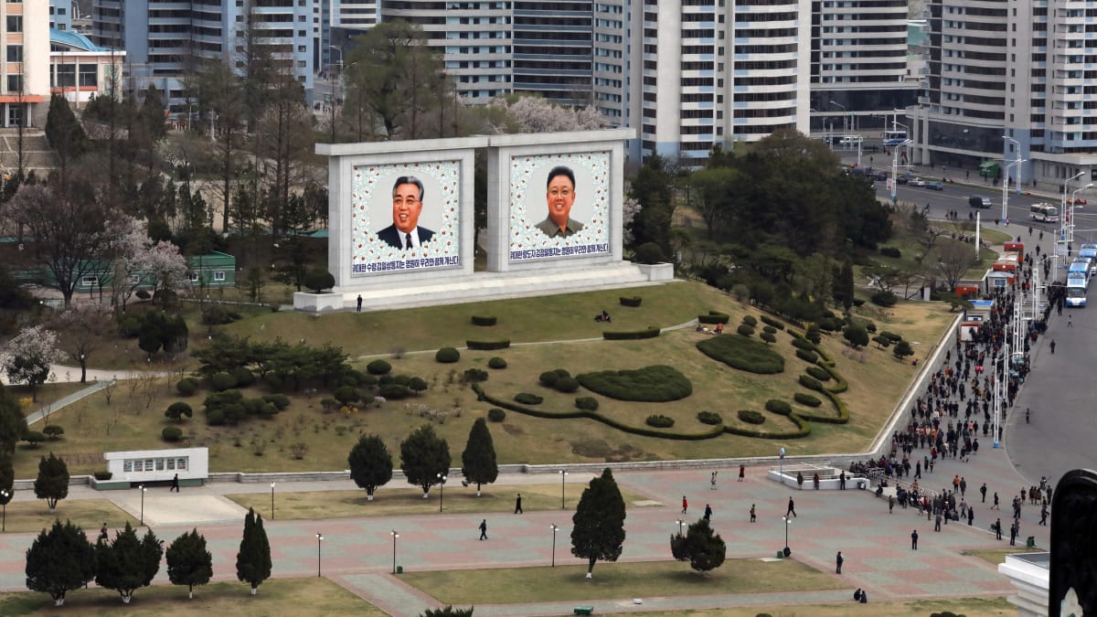 Kim Ir-sen a jeho syn Kim Čong-il