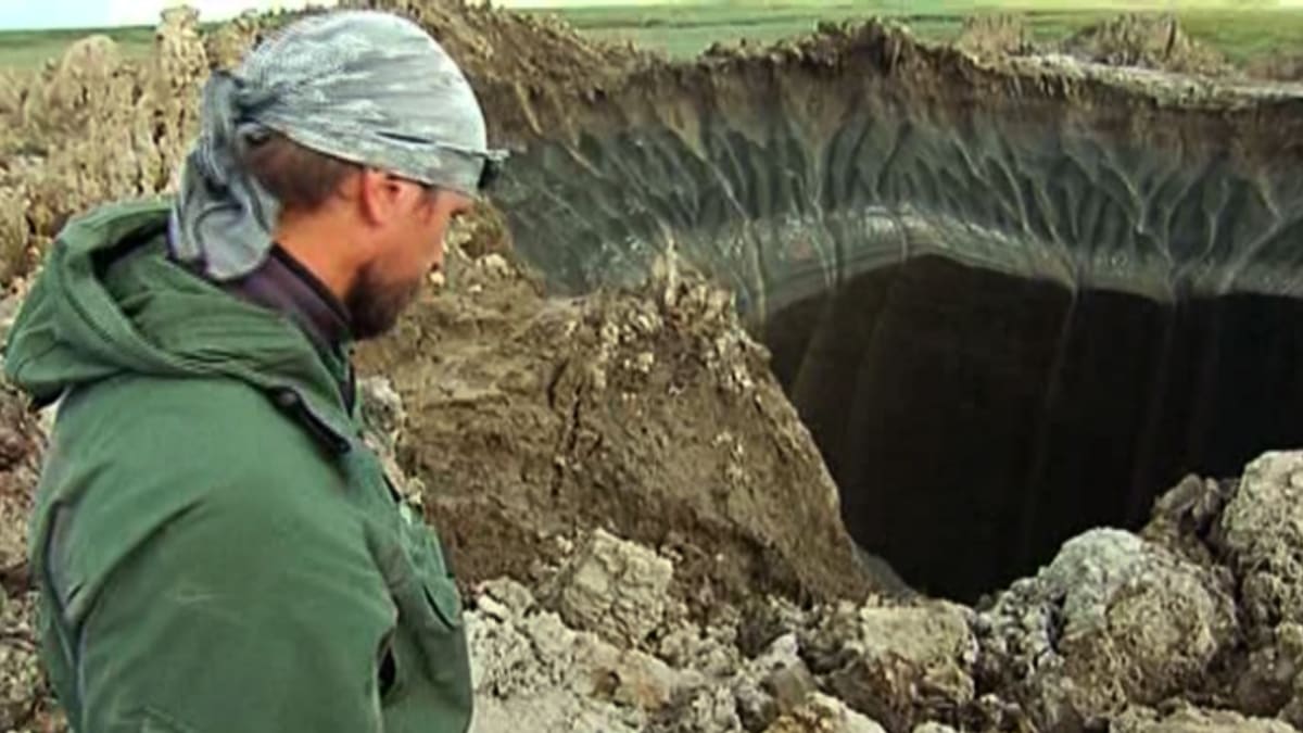 K prvním kráterům se výzkumníci dostali už v roce 2014