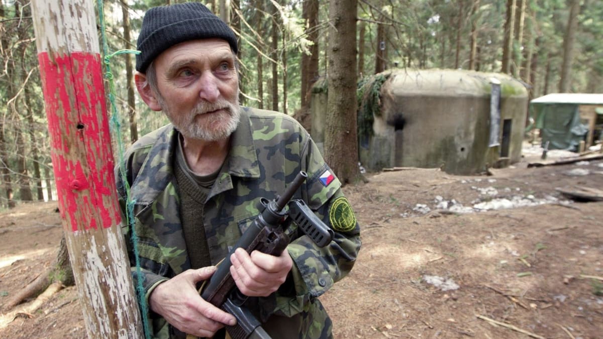 Každý může jít ve šlépějích vojenského nadšence Jiřího Duška a starat se o vlastní bunkr (ilustrační fotka z roku 2015)