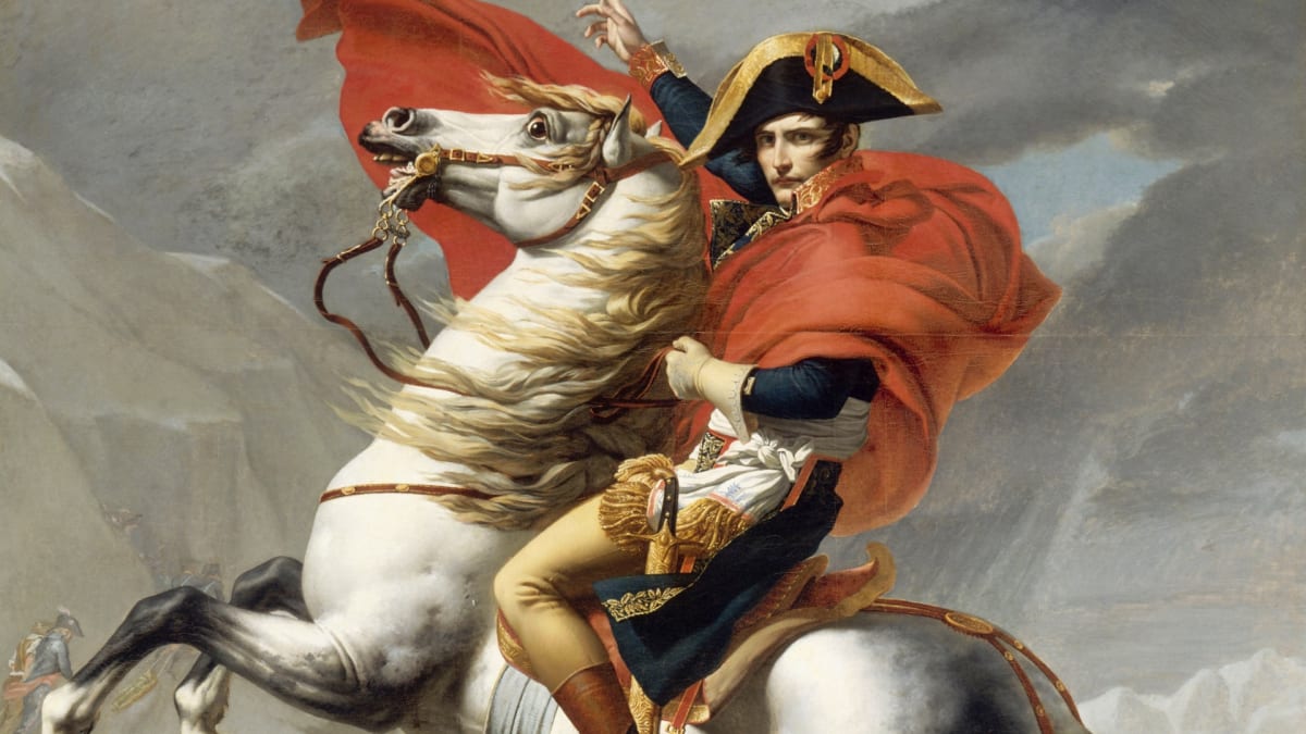 Slavný obraz Napoleon přechází Alpy od Jacquese-Louise Davida