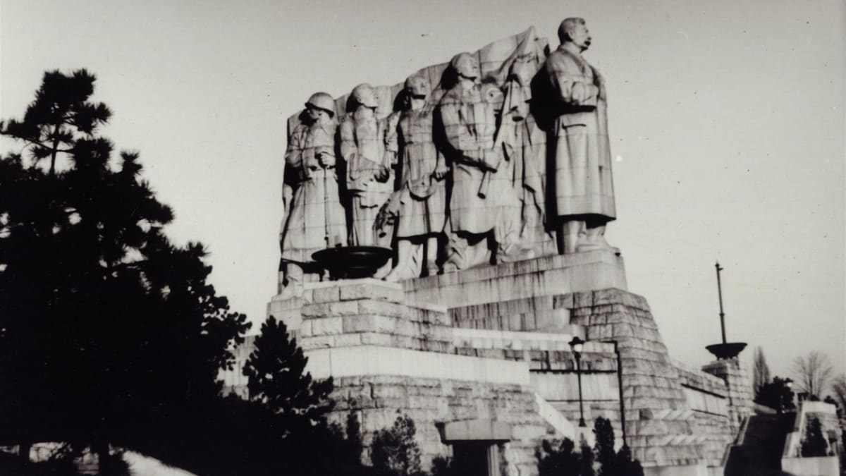 stalinuv pomnik 2