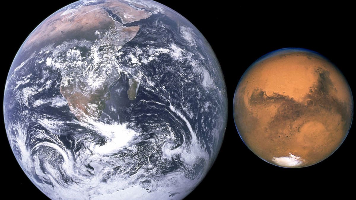 Porovnání Země a Marsu