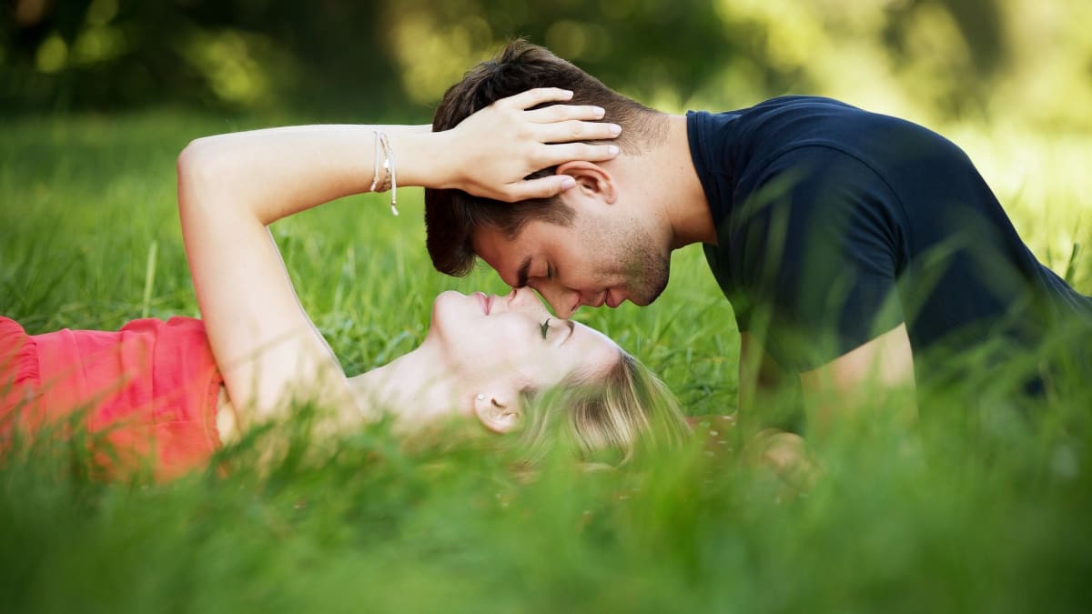 Láska a laskání - obojí souvisí s oxytocinem
