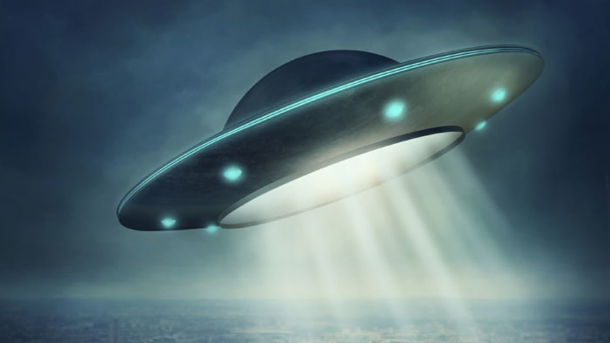 UFO v noci
