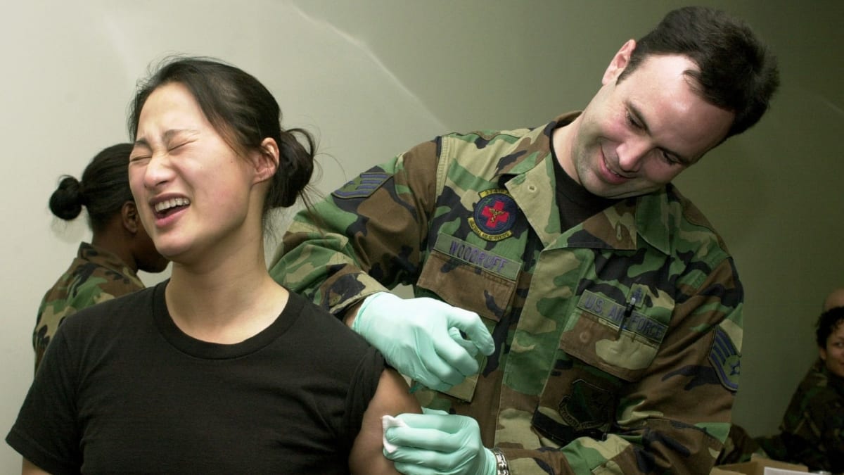 Očkování v USA občas provádí i armáda