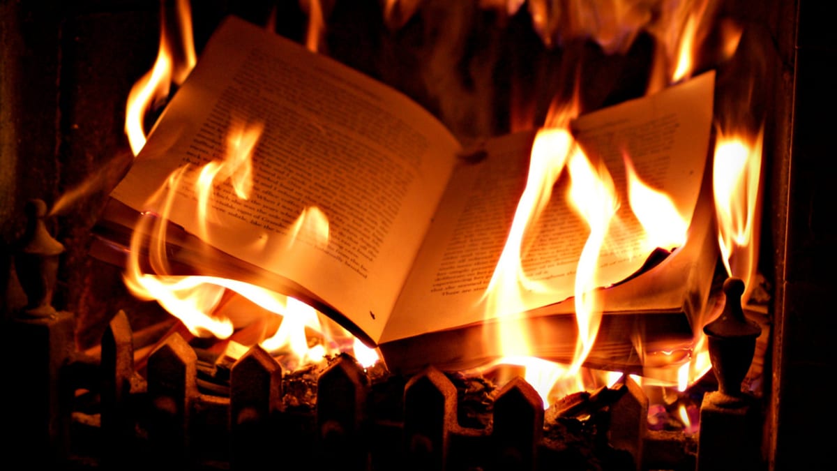 Hořící knihy