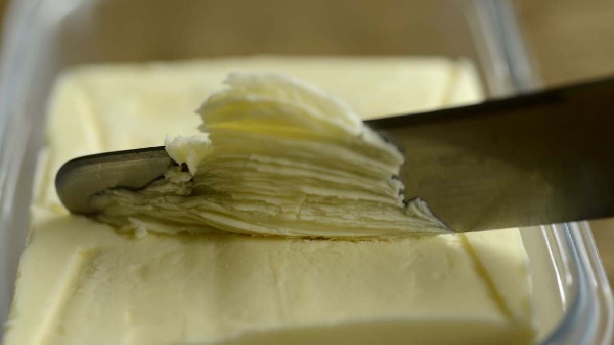 Máslo je trvanlivější než jeho náhražky.