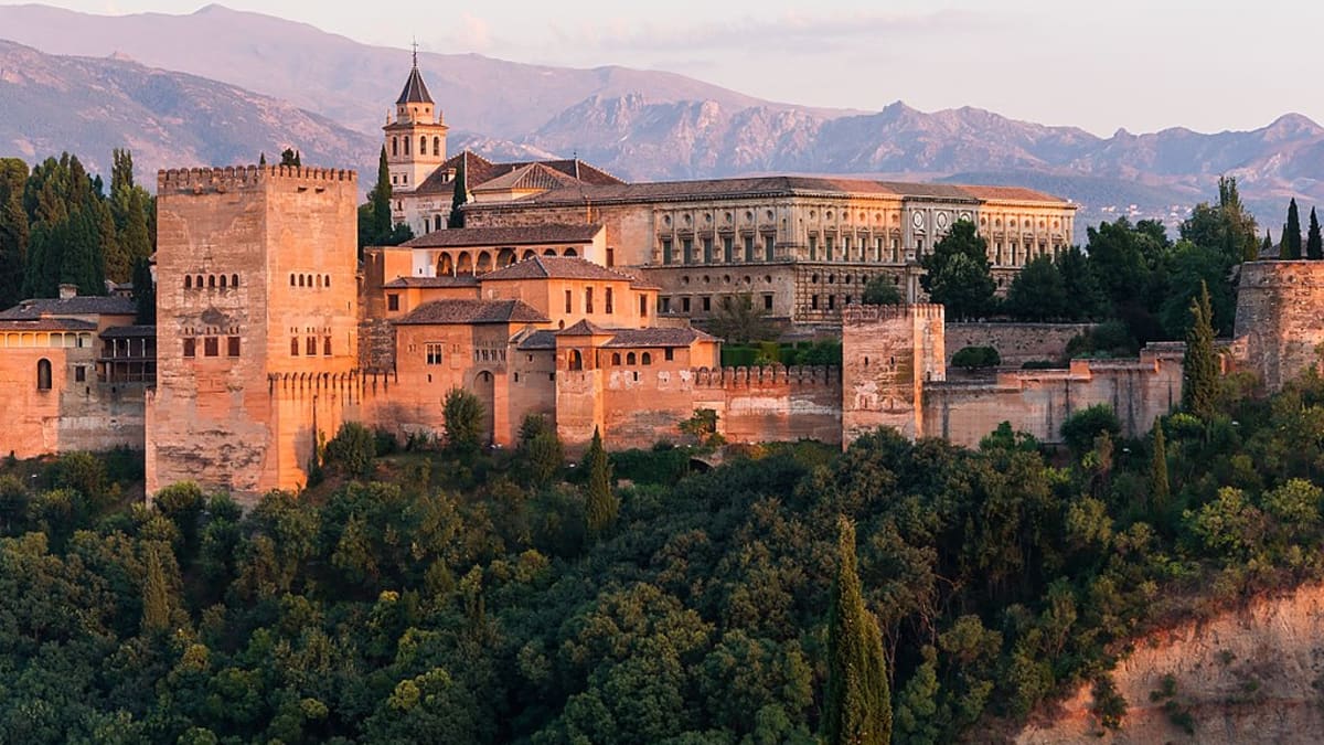 Alhambra je skvostem celého jižního Španělska