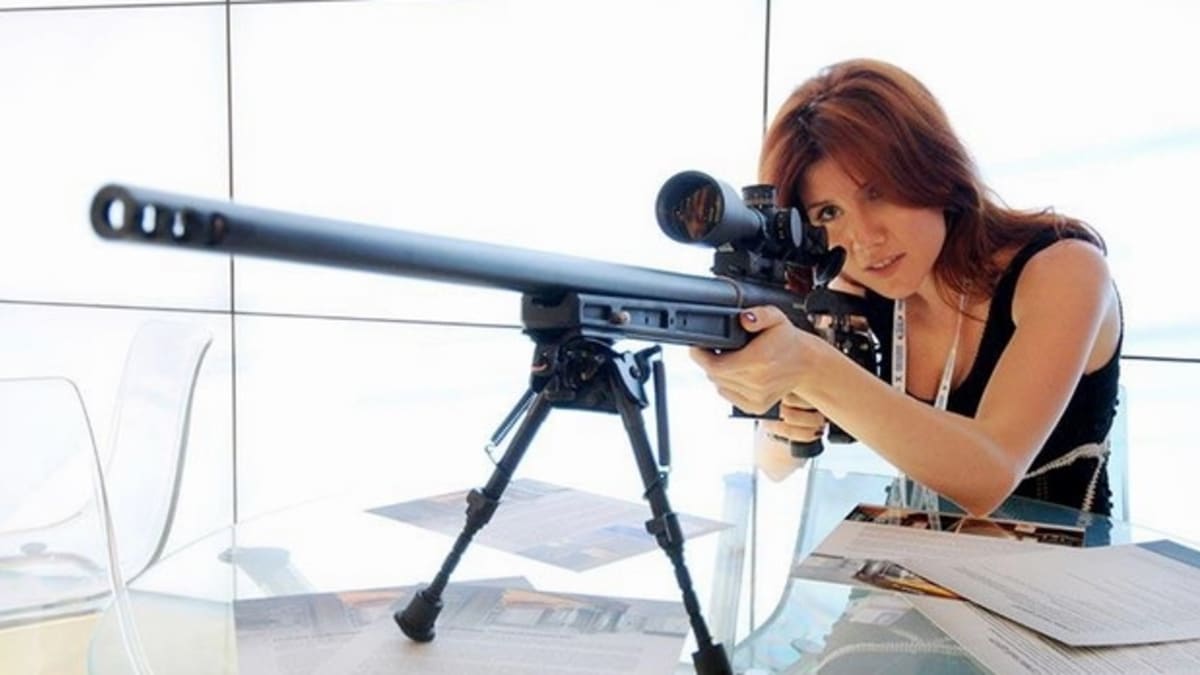 Anna Chapmans odstřelovačskou puškou