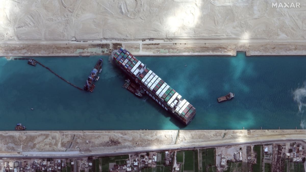 Loď Ever Given uzavřela Suezský průplav na dlouhých šest dnů