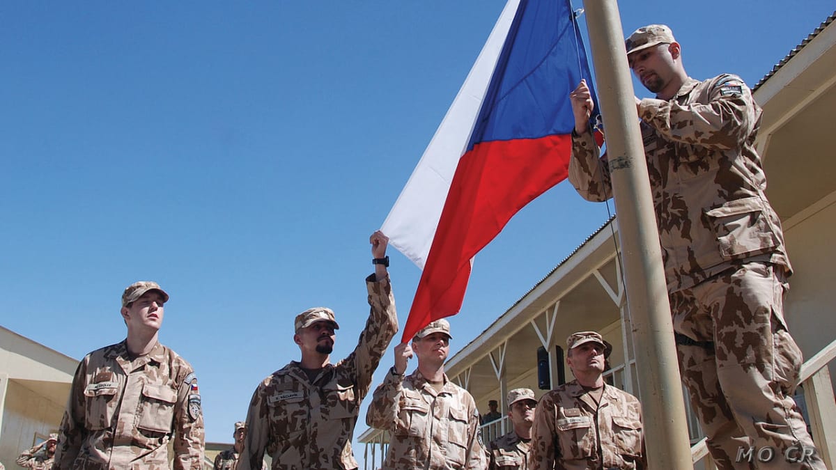 České mise i v rámci NATO - můžeme být na své vojáky hrdí