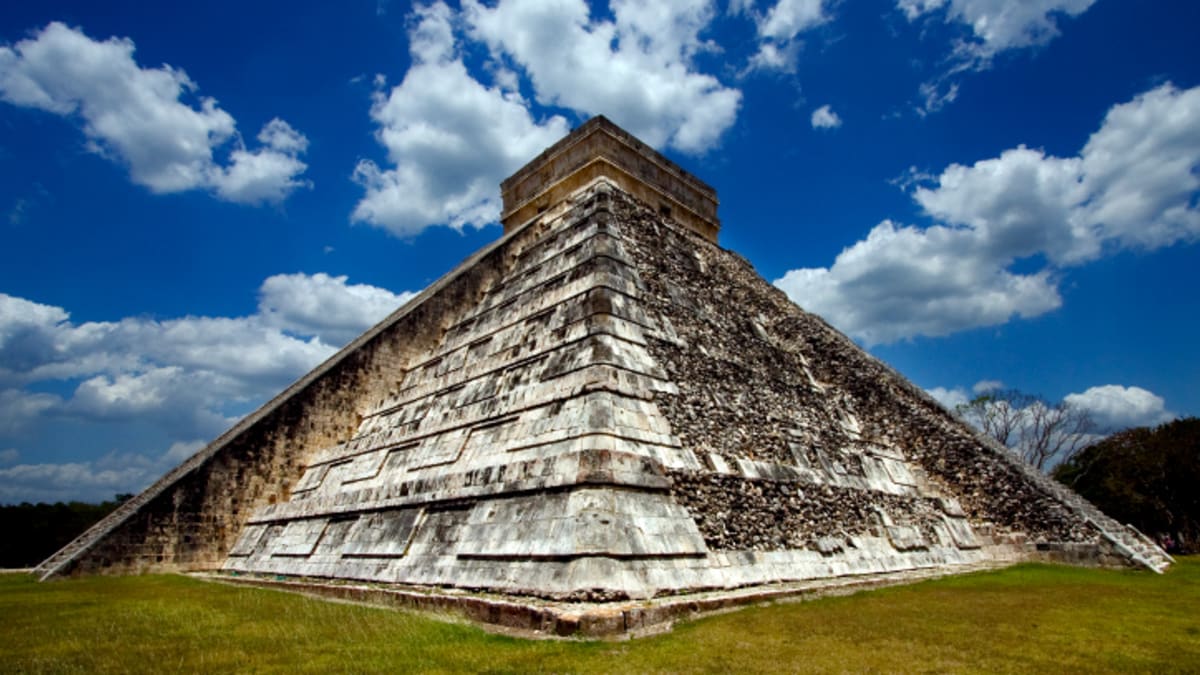 Aztécká pyramida