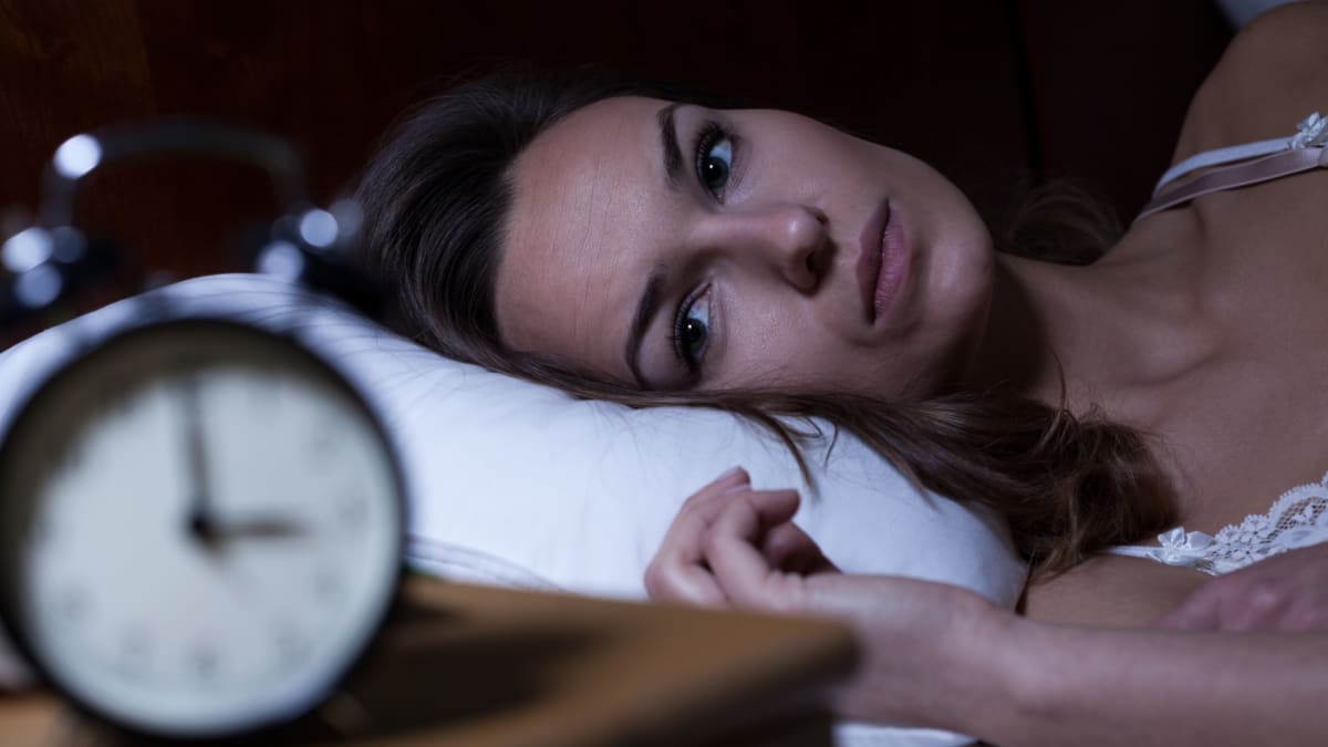 Kvalitní spánek může pomoci vyřešit problémy. Naopak nespavost problémy spíše přidělá...