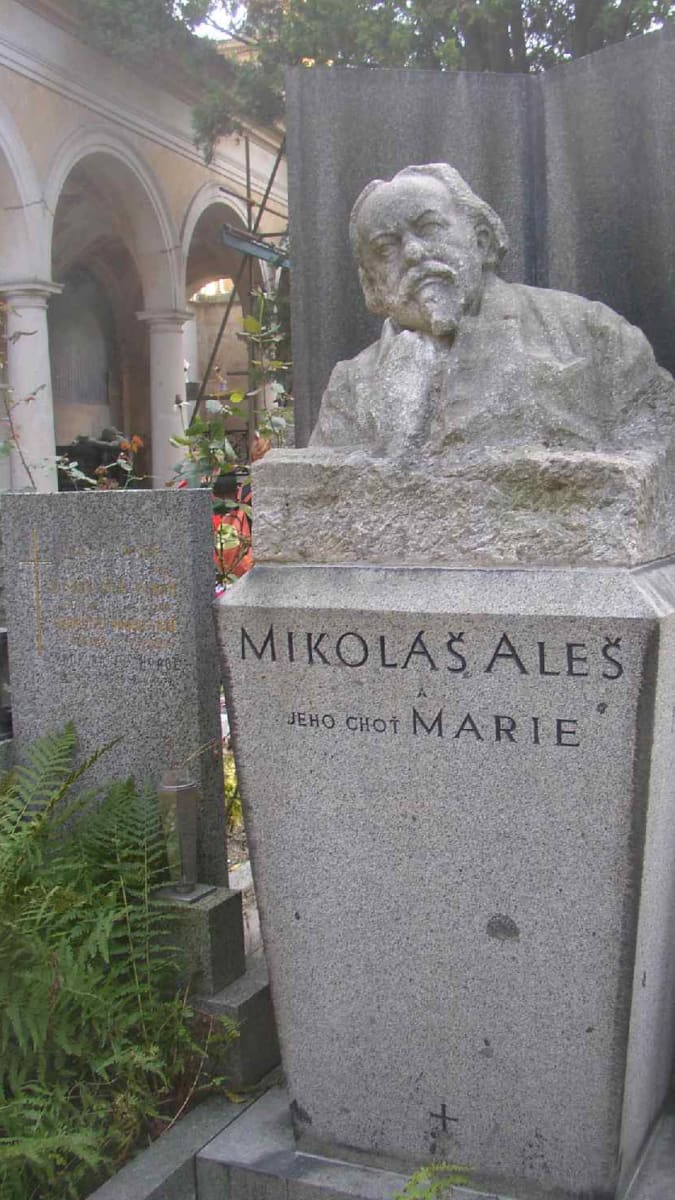 Hrob Mikoláše Alše na pražském Vyšehradě