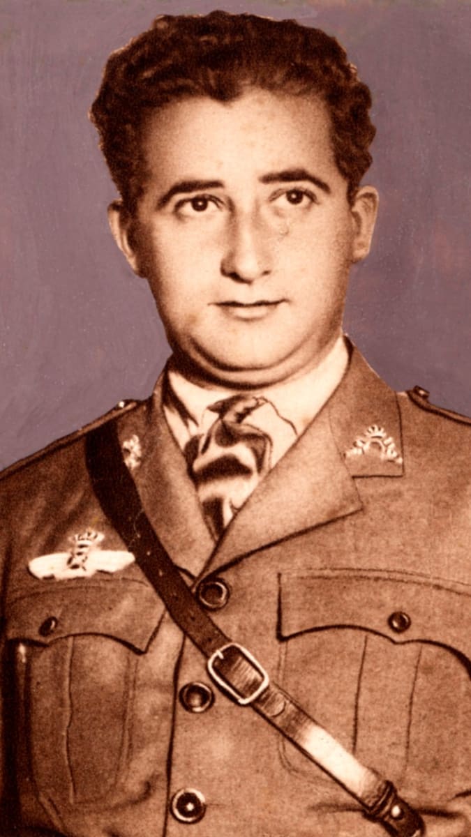 Portrét letce Ramóna Franca, jehož smrt není dodnes vyjasněna