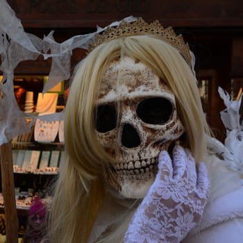 Masky benátského karnevalu - Smrt