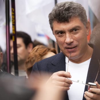 Boris Němcov na jedné z demonstrací v centru Moskvy