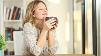 Milovníci kávy jsou méně nemocní. Ale musí ji pít správně. Kolik šálků je maximum?