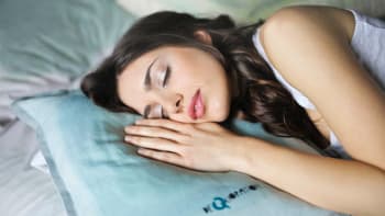 ODHALENO: 5 věcí, které se vám stanou, když půjdete spát naštvaní! Proč se vyplatí se uklidnit?