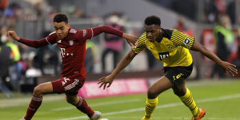 Bayern porazil doma Dortmund 3:1 a je podesáté v řadě německým fotbalovým mistrem