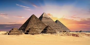 Otravní egyptští prodejci mají smůlu: Za prodej u pyramid budou nyní pokutováni