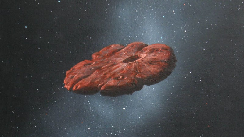 Oumuamua mohl mít tvar obří placky