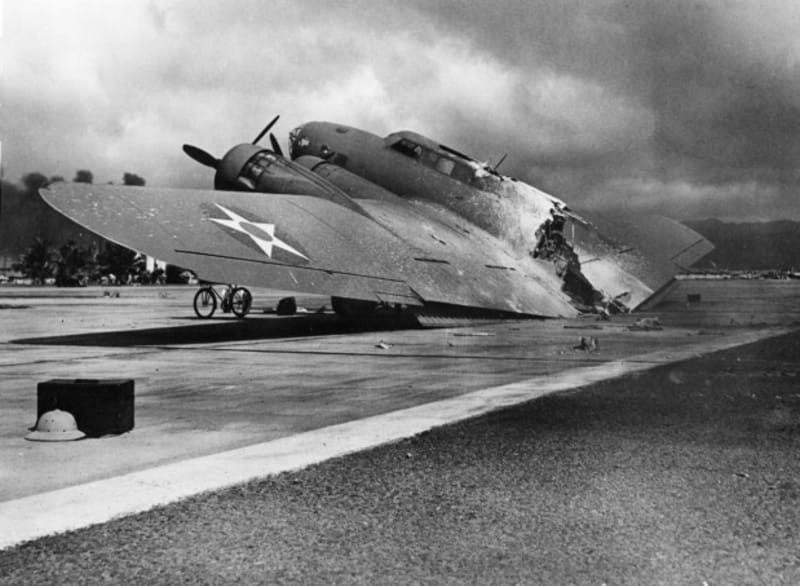 7. listopad 1941 Pearl Harbor - den amerického smutku