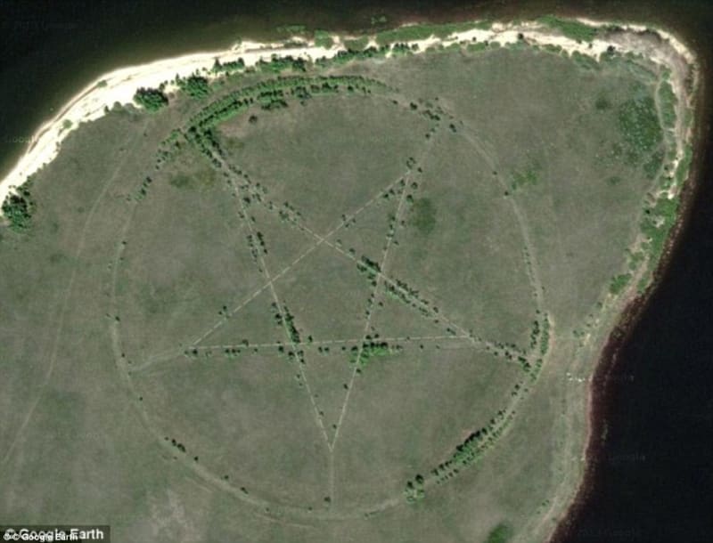 Zatím nevysvětlený 350 metrový pentagram na východě Kazachstánu...
